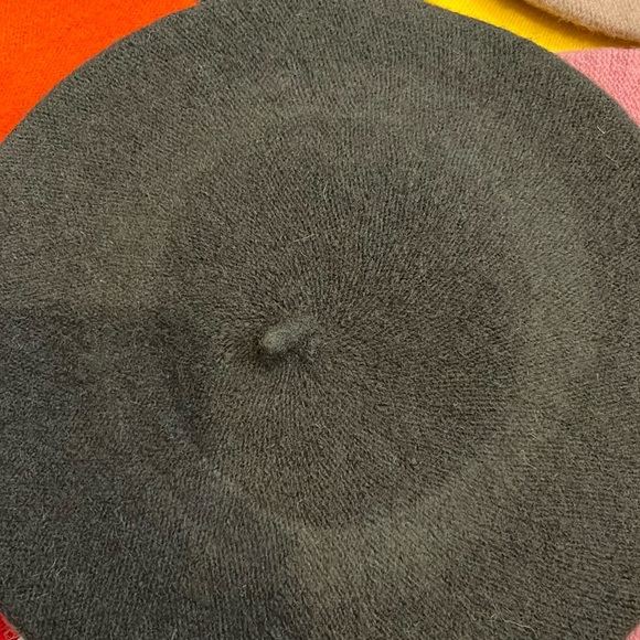 NWT olive green Beret available in a rainbow of colors - Picture 2 of 7